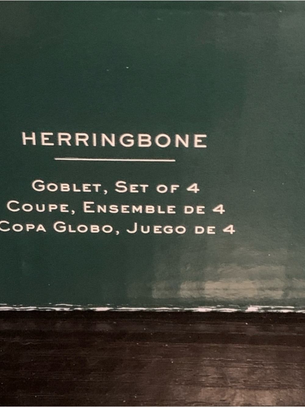 Lauren Ralph Lauren Chrystal Herringbone Goblets set of 4 in Original Box - Picture 3 of 11